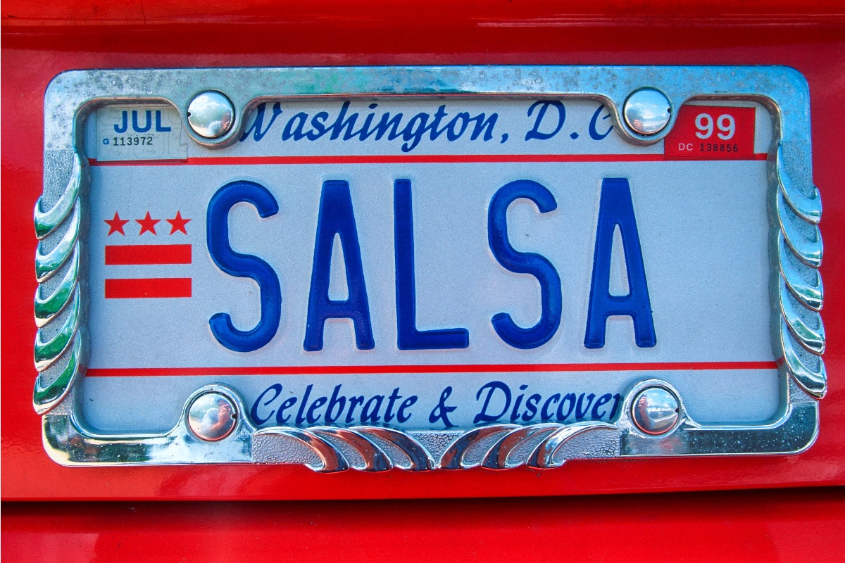 a fun licence plate with salsa on it
